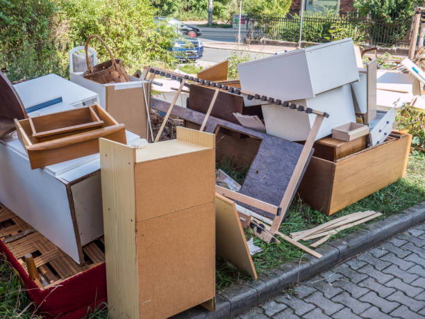 Best Yard Cleanup Services  in Rouse, CA